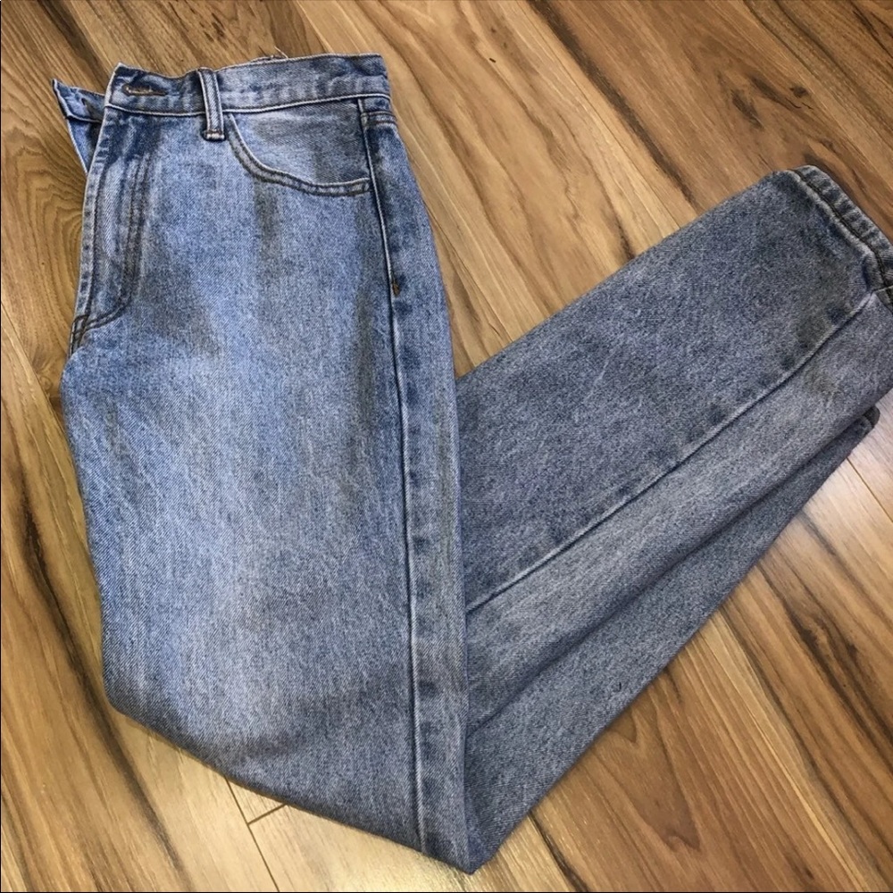 brandy melville jeans ! - Picture 5 of 6